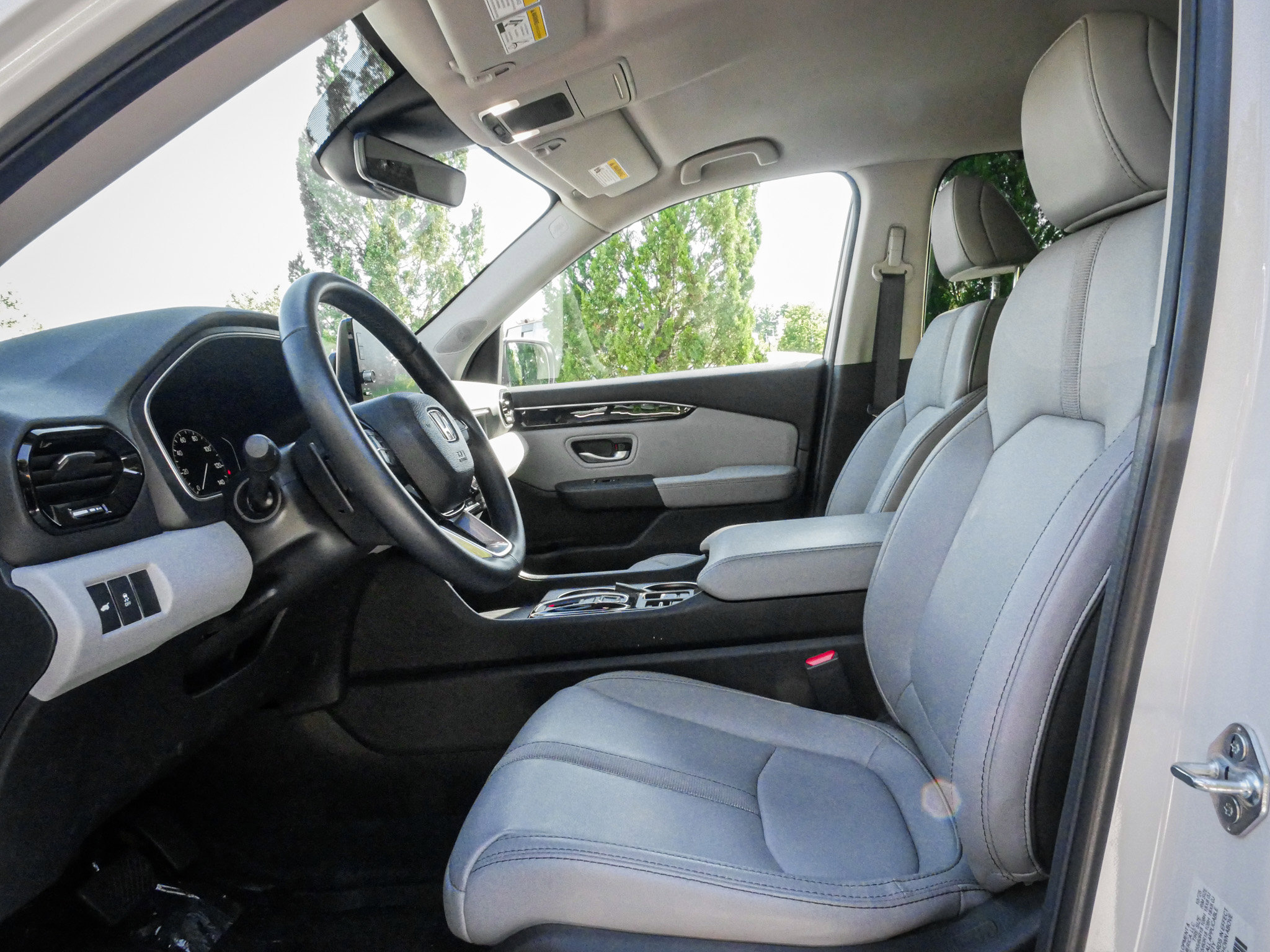 Used 2025 Honda Pilot EX-L image 16