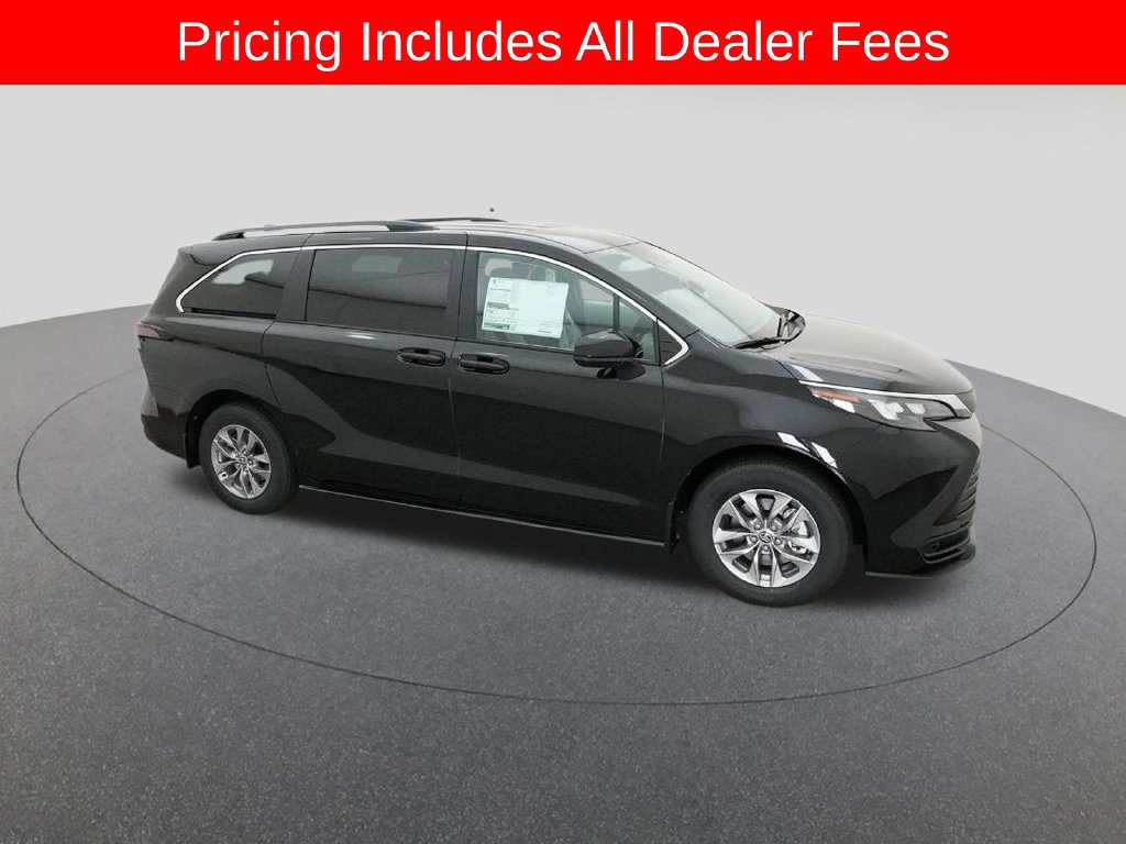 New 2026 Toyota Sienna LE FWD image 31