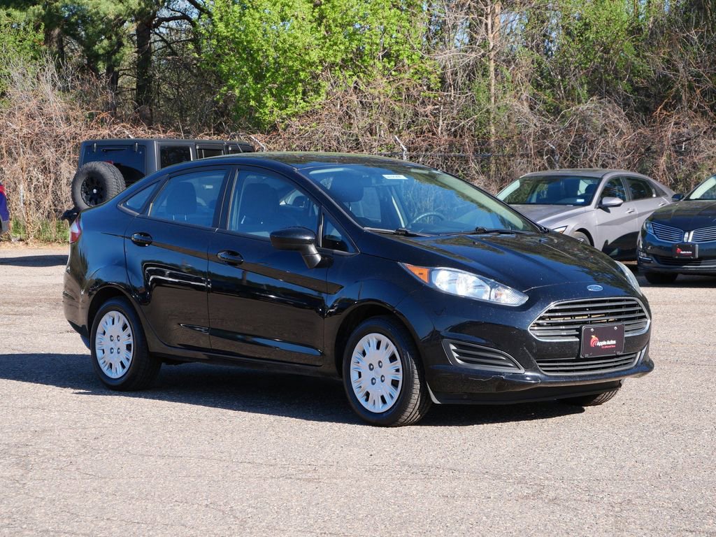 Used 2017 Ford Fiesta S FWD image 1