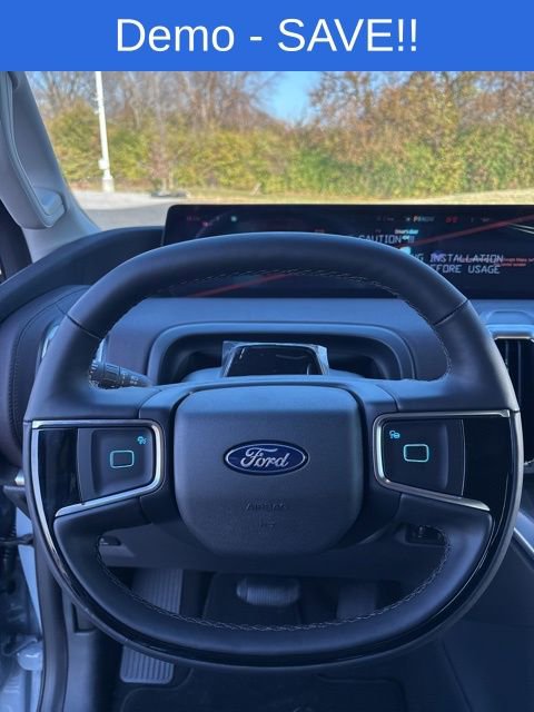New 2025 Ford Expedition Platinum w/ Platinum Ultimate Package AWD/4WD image 20
