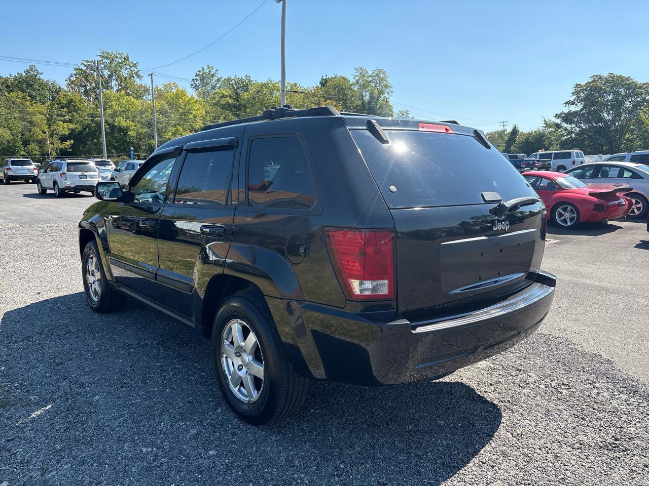 Used 2009 Jeep Grand Cherokee Laredo AWD/4WD image 4