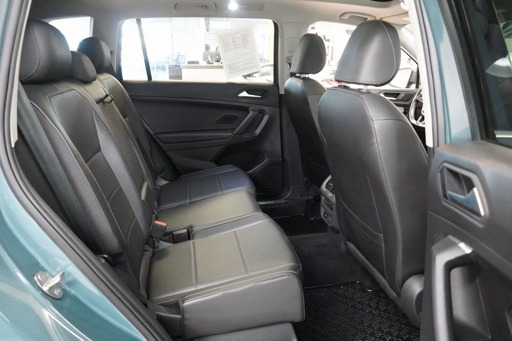 Used 2019 Volkswagen Tiguan S image 29