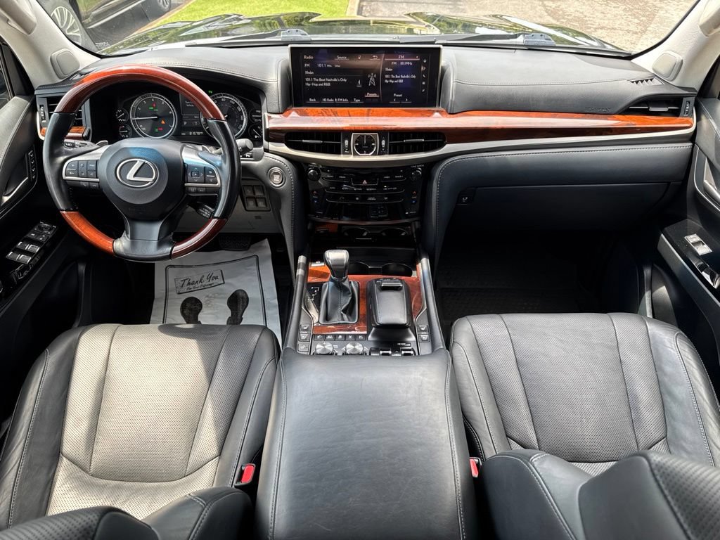 Used 2021 Lexus LX 570 4WD w/ Luxury Package image 31