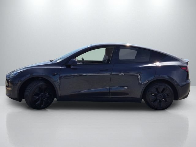 Used 2025 Tesla Model Y Long Range RWD image 7
