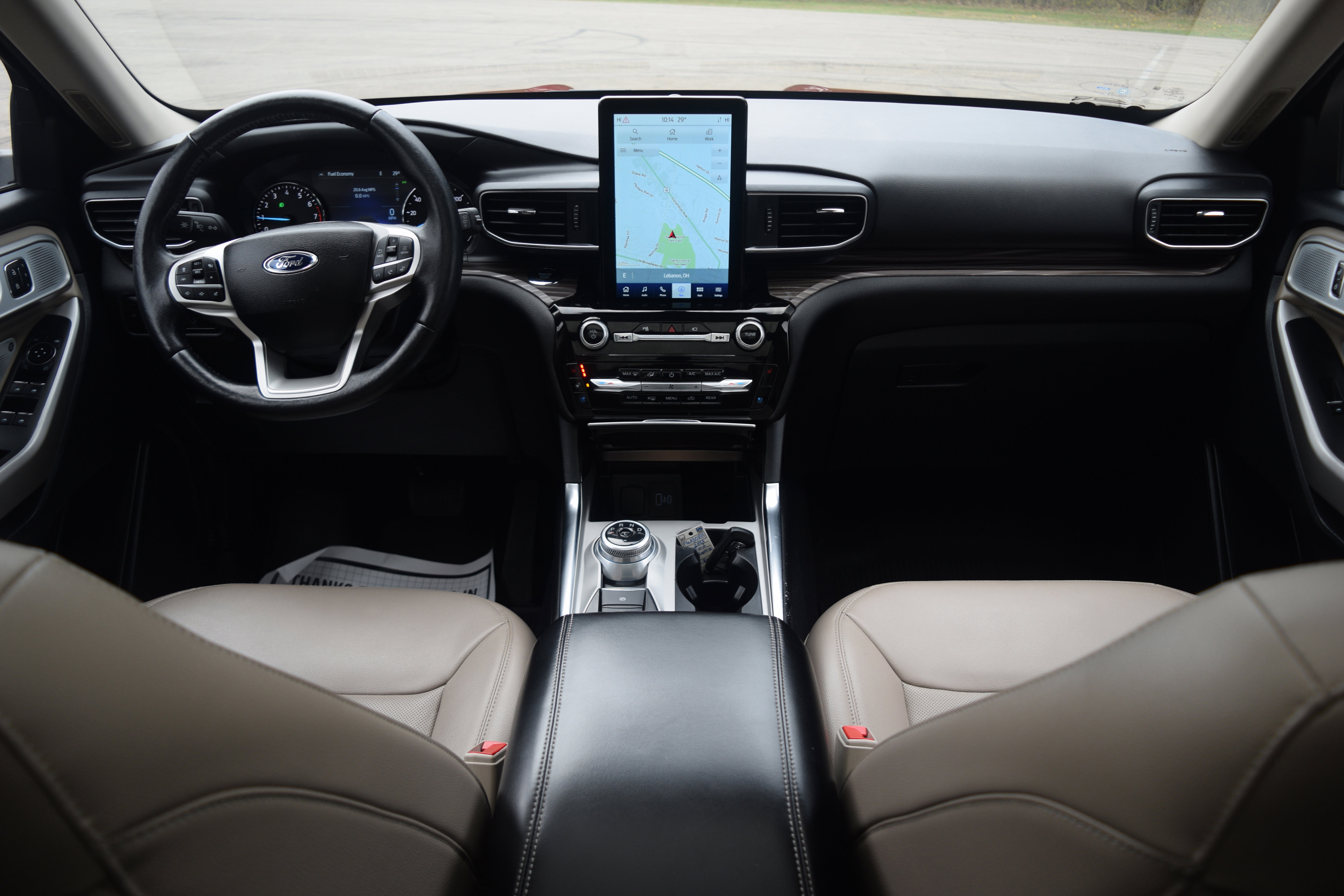 Used 2023 Ford Explorer Limited w/ Limited Technology Package image 8