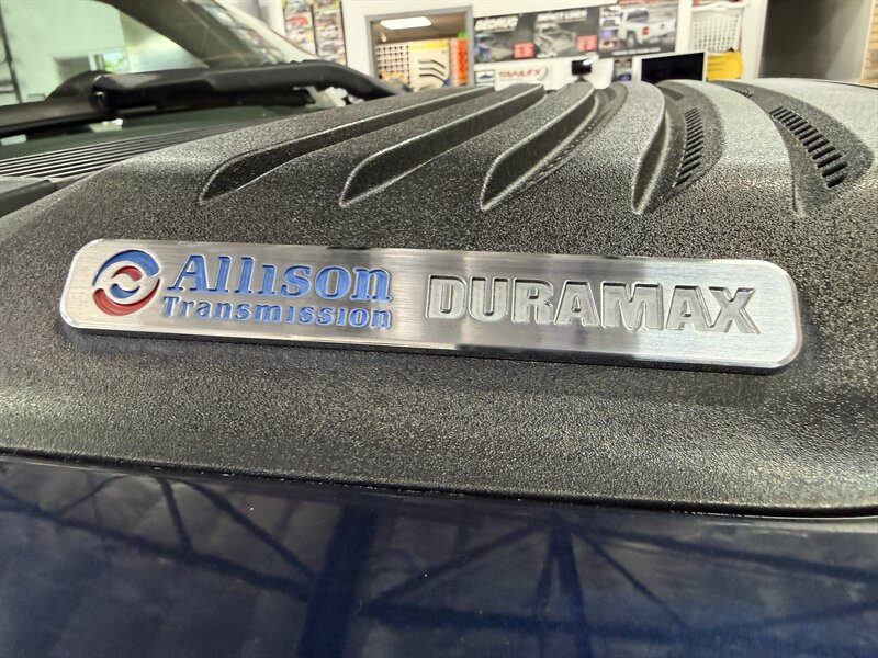 Used 2010 Chevrolet Silverado 2500 LTZ w/ Convenience Package AWD/4WD image 9