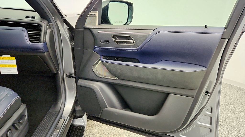Used 2026 INFINITI QX80 4WD image 29