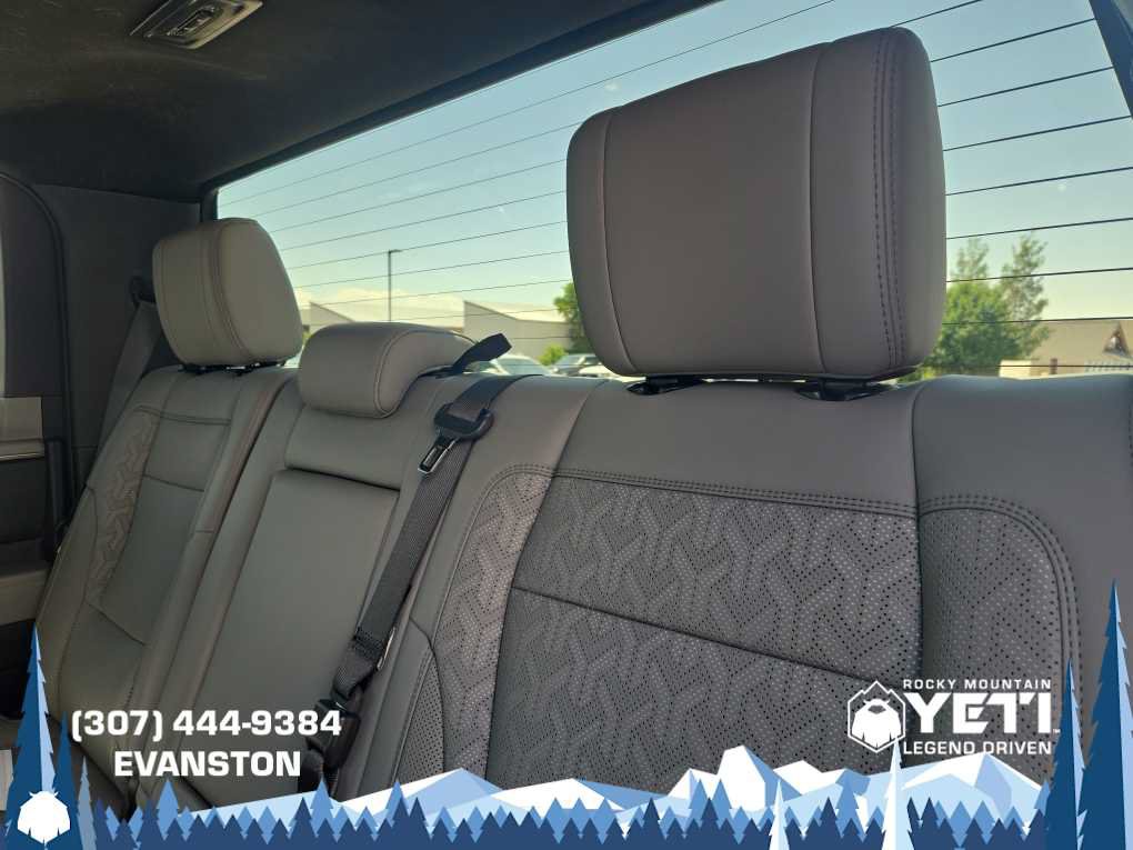 Used 2025 Toyota Tundra Limited AWD/4WD image 18