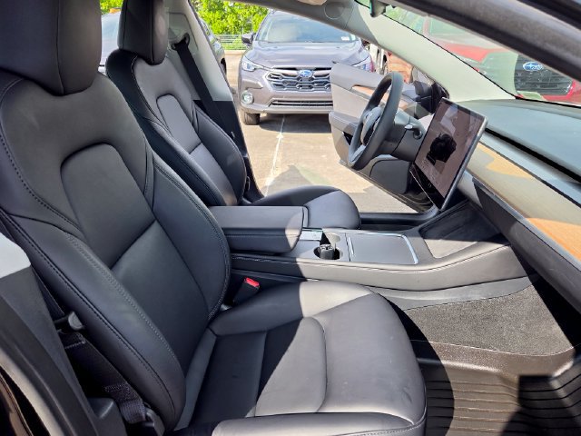 Used 2023 Tesla Model 3 Standard Range RWD image 23