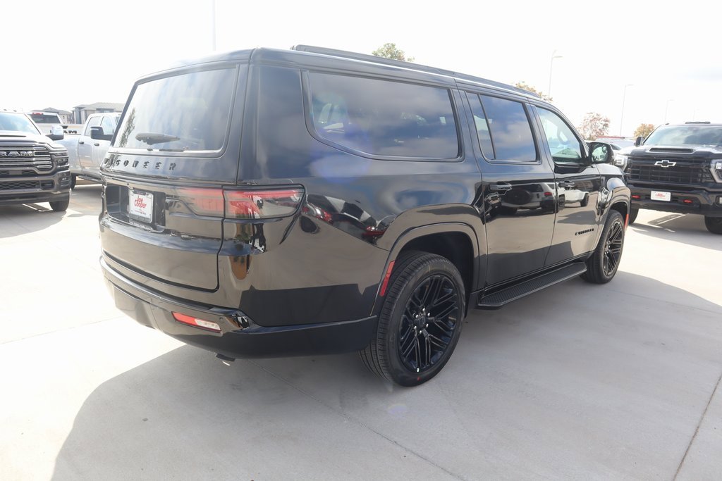 New 2025 Jeep Wagoneer L Series II image 23
