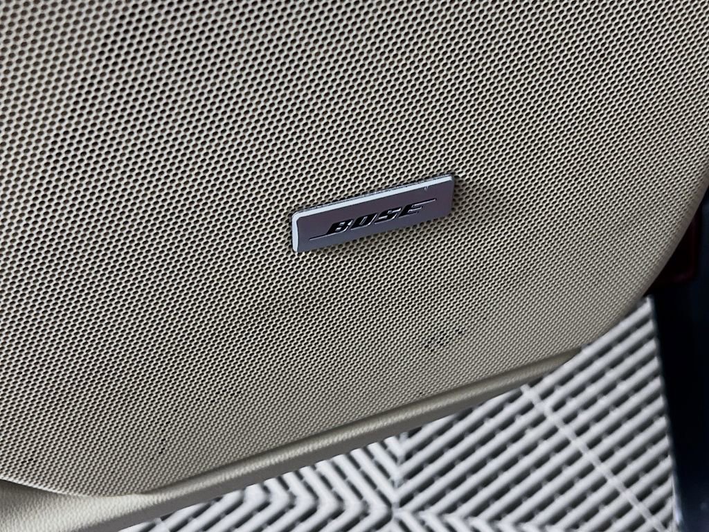 Used 2018 Cadillac XT5 Luxury w/ Driver Awareness Package image 18