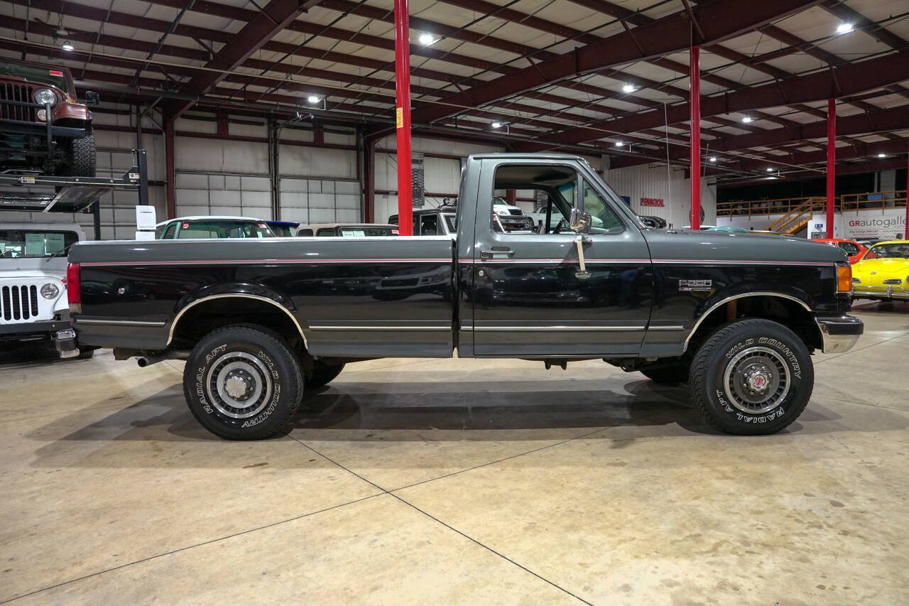 Used 1990 Ford F250 4x4 Regular Cab image 10