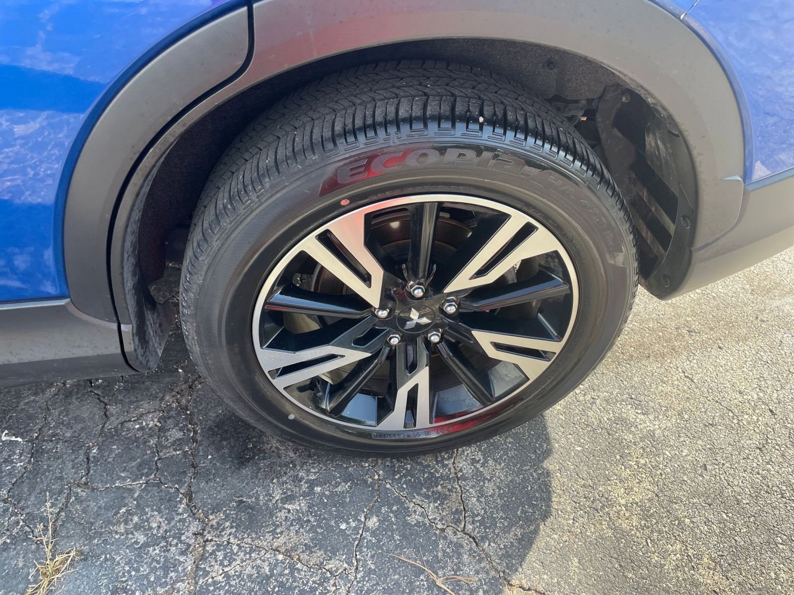 Used 2023 Mitsubishi Eclipse Cross SE image 28