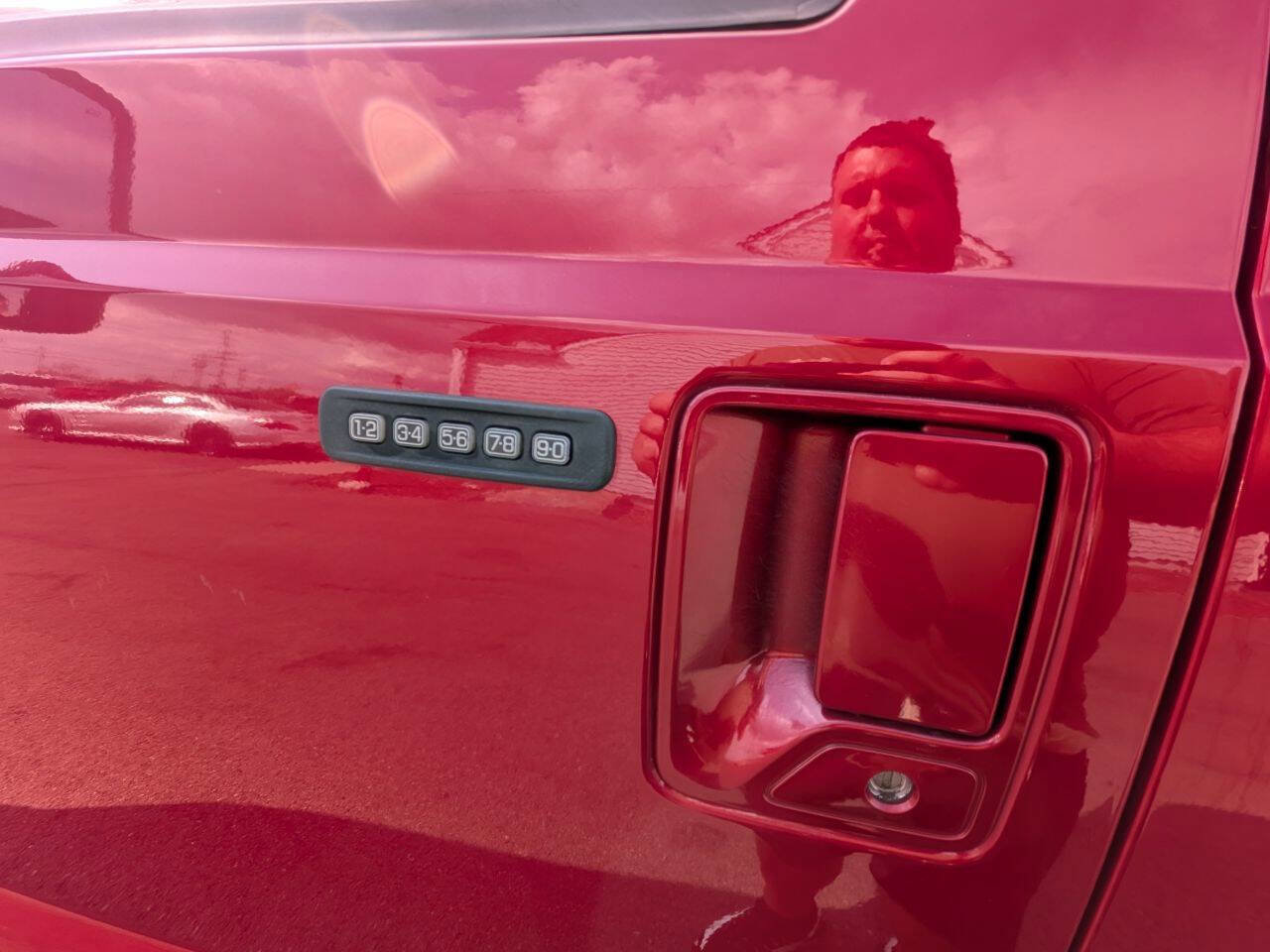 Used 2013 Ford F250 Lariat w/ Lariat Chrome Pkg image 10