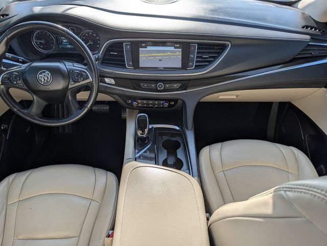 Used 2018 Buick Enclave Premium w/ Experience Buick Package FWD image 11