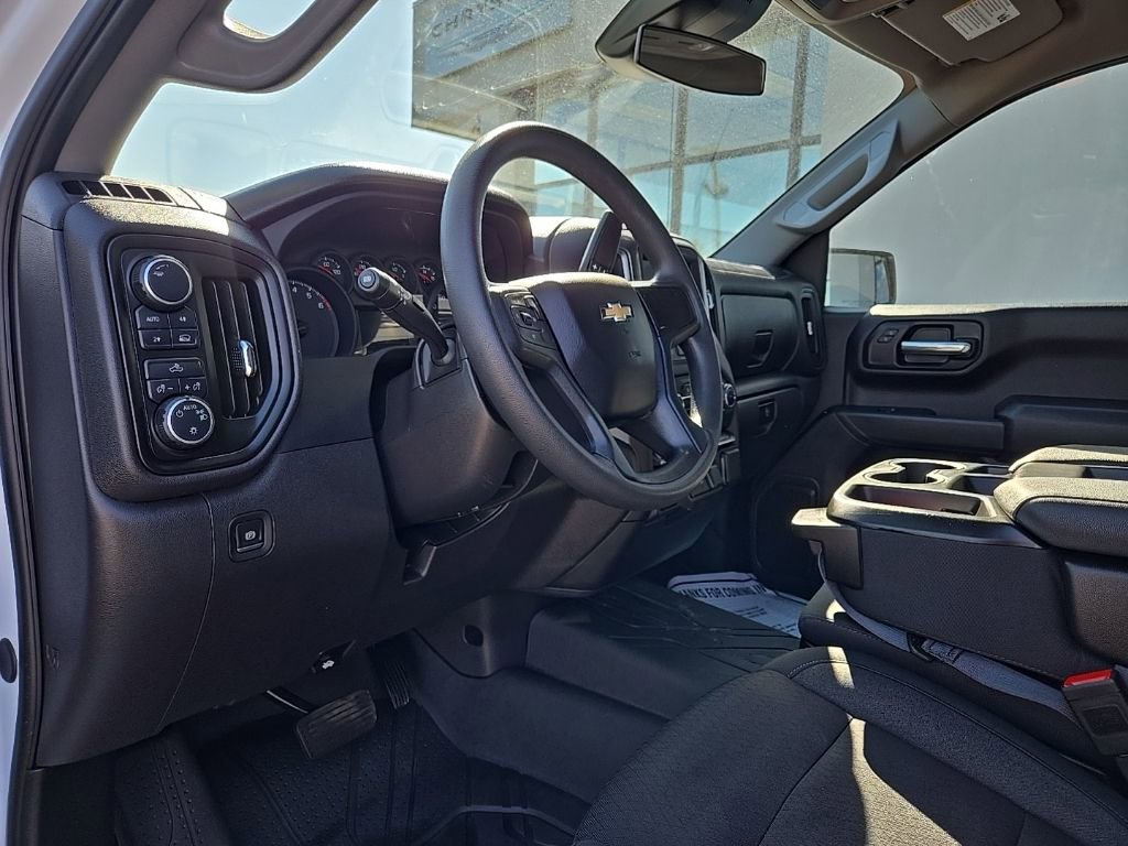 Used 2025 Chevrolet Silverado 1500 Custom AWD/4WD image 44
