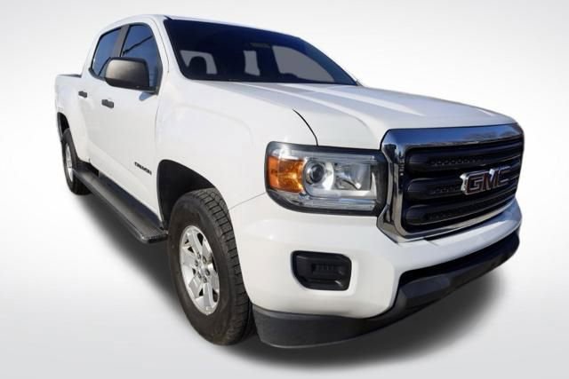 Used 2020 GMC Canyon 2WD Crew Cab w/ Convenience Package image 2