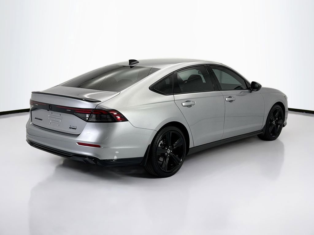 Used 2023 Honda Accord Sport image 5