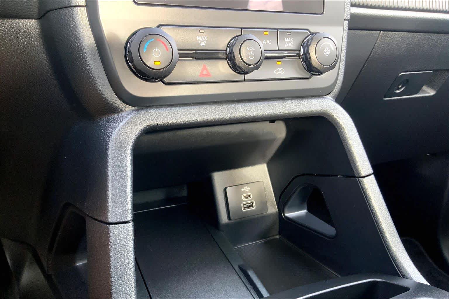 Used 2025 Ford Ranger XL RWD image 34