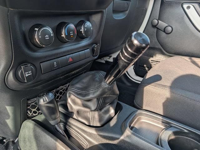 Used 2017 Jeep Wrangler Unlimited Sport AWD/4WD image 26
