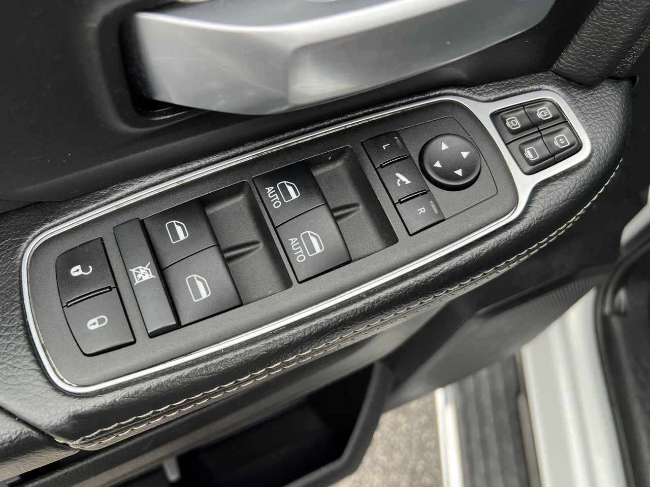 Used 2024 RAM 2500 Big Horn image 22