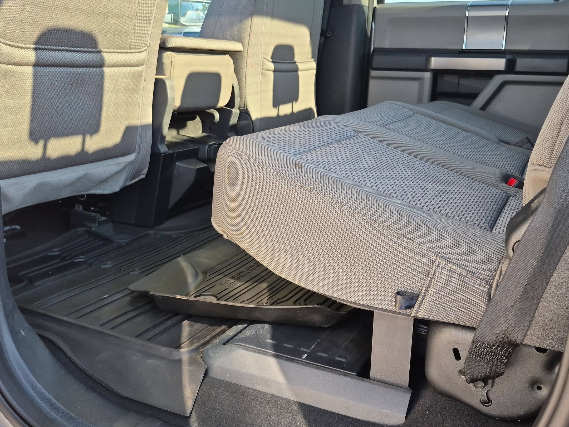Certified 2022 Ford F450 XLT w/ XLT Premium Package RWD image 23