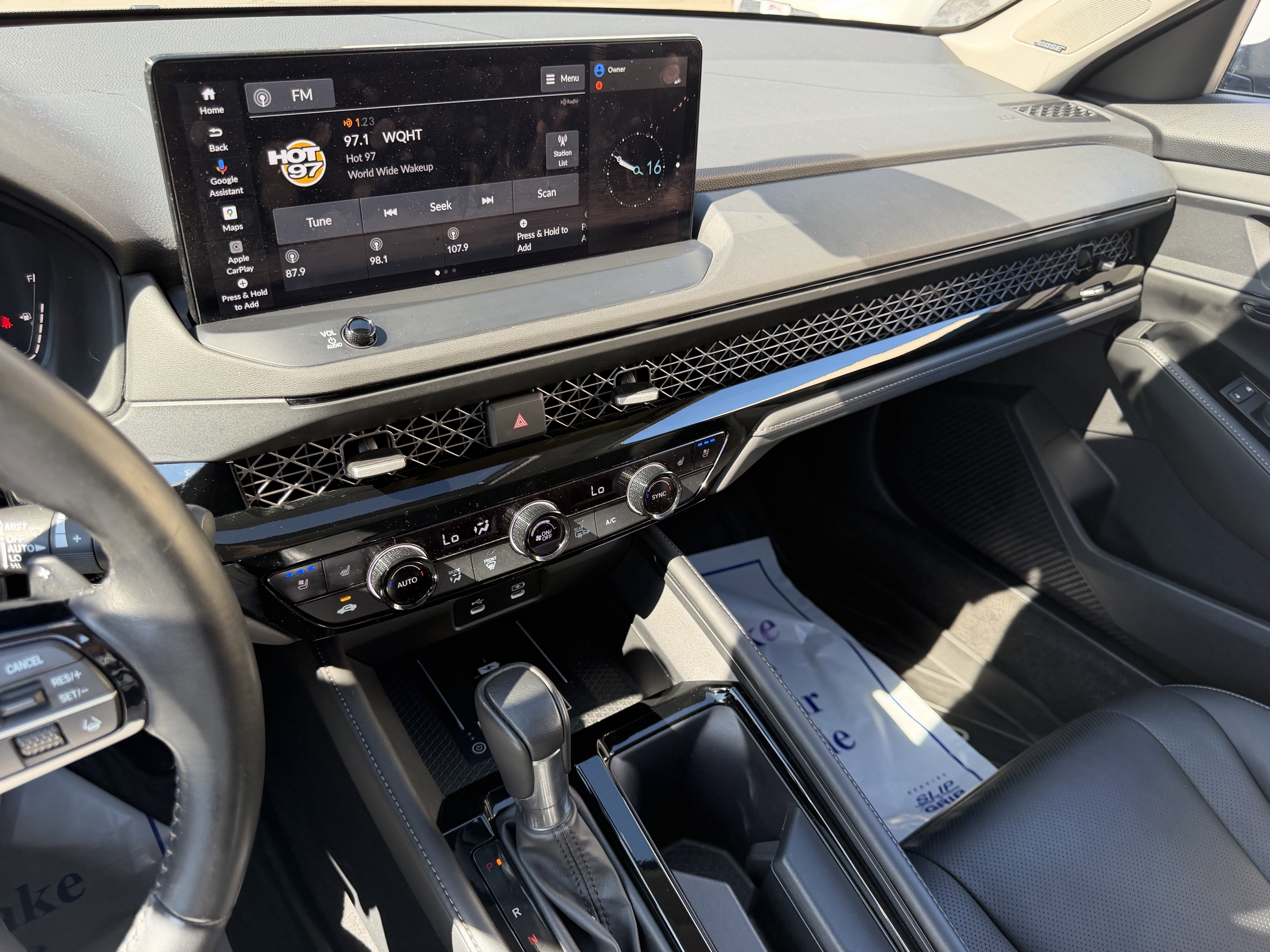 Certified 2023 Honda Accord Touring image 15