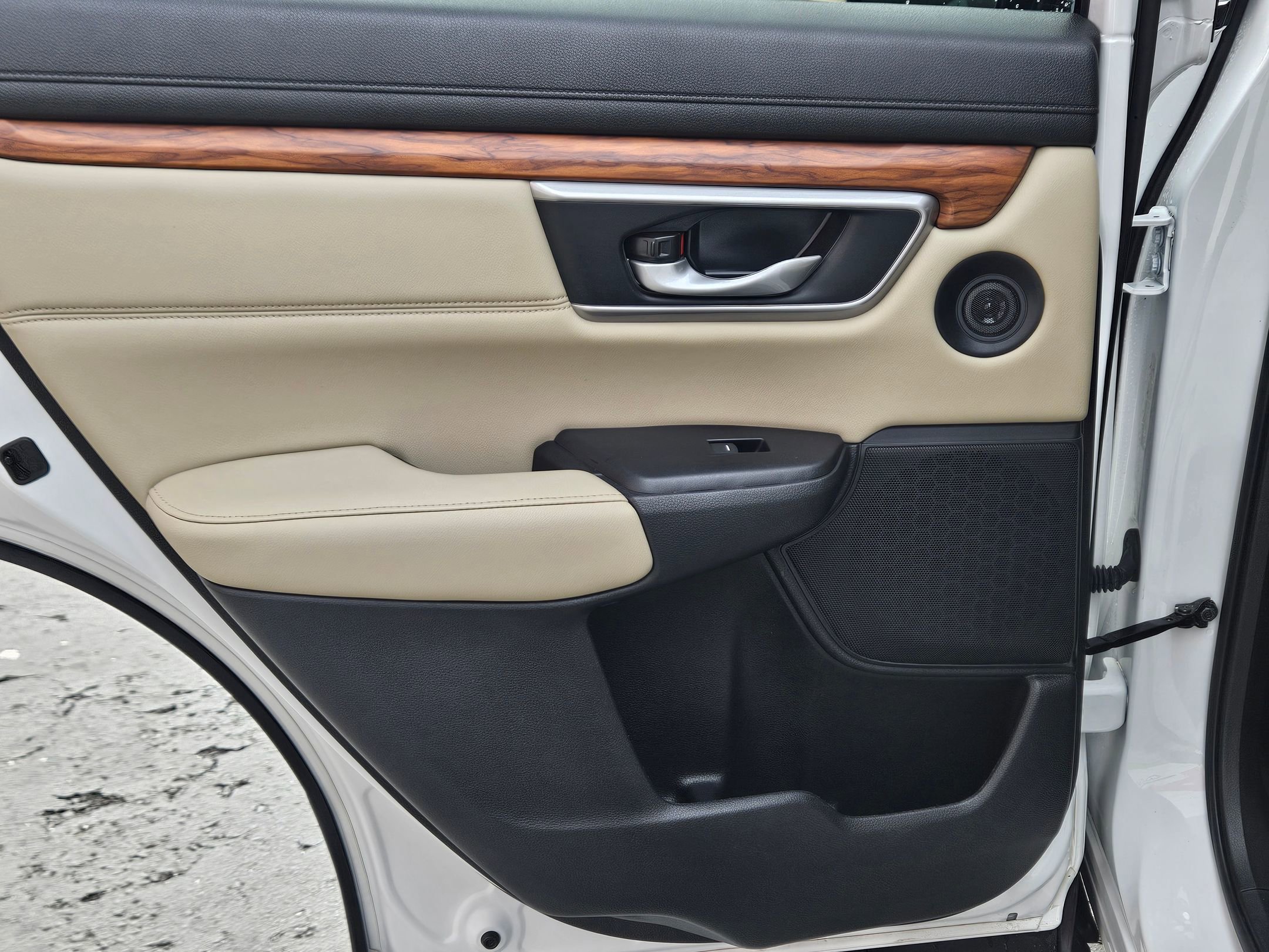 Used 2022 Honda CR-V Touring image 22