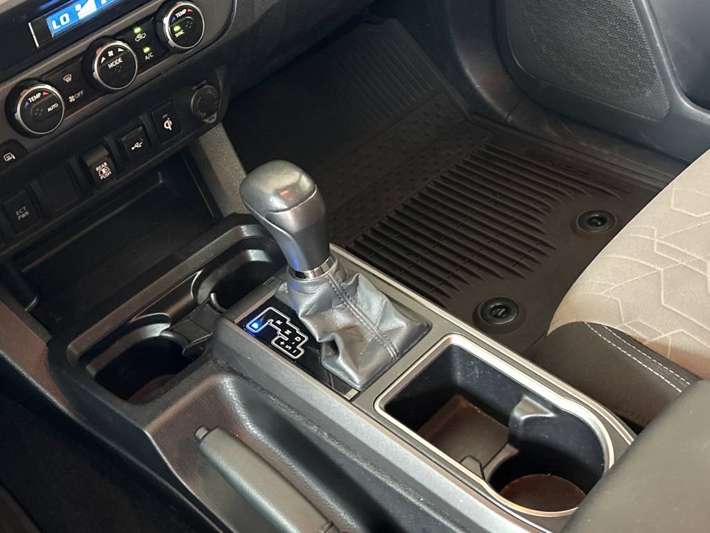 Used 2023 Toyota Tacoma TRD Off-Road AWD/4WD image 27