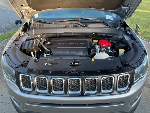Used 2021 Jeep Compass Latitude w/ Sun and Sound Group FWD image 30