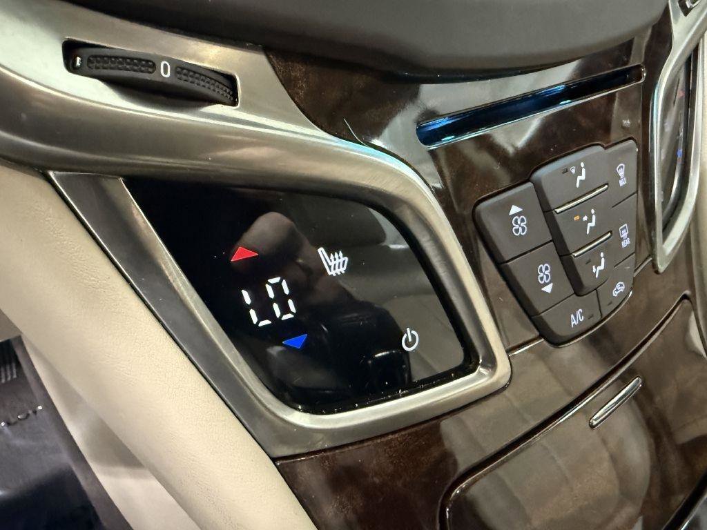 Used 2016 Buick LaCrosse Leather FWD image 19