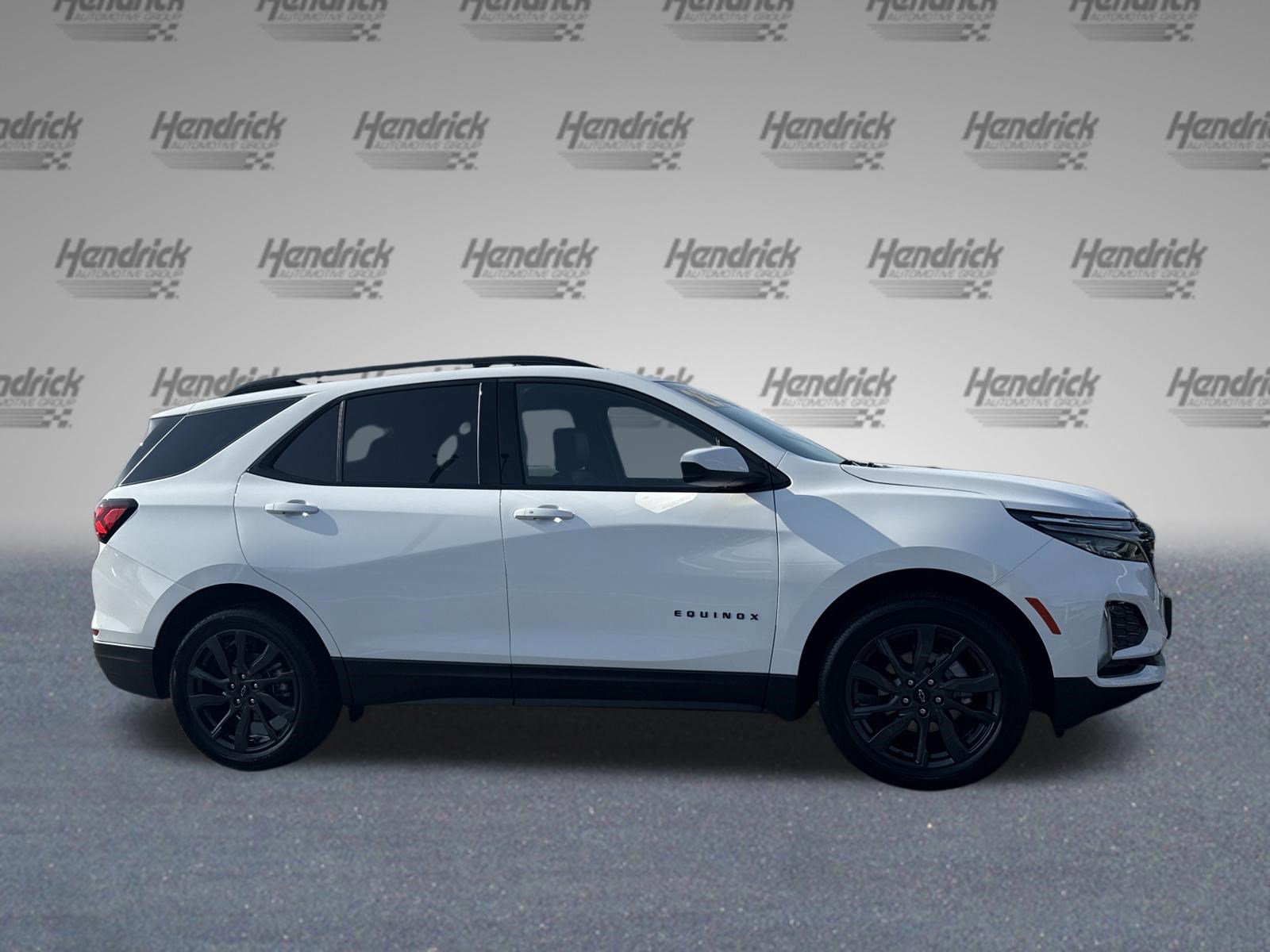 Used 2023 Chevrolet Equinox RS AWD/4WD image 11
