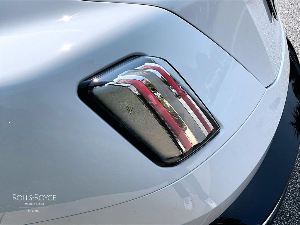 Used 2025 Rolls-Royce Spectre w/ Spectre Launch Package AWD/4WD image 25