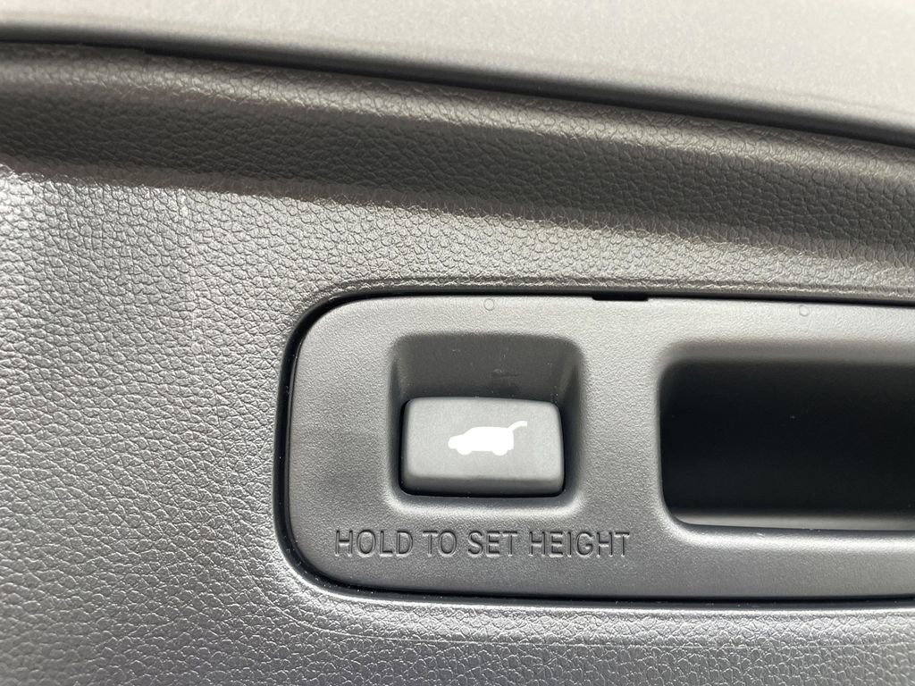 Used 2023 Honda CR-V EX-L image 16