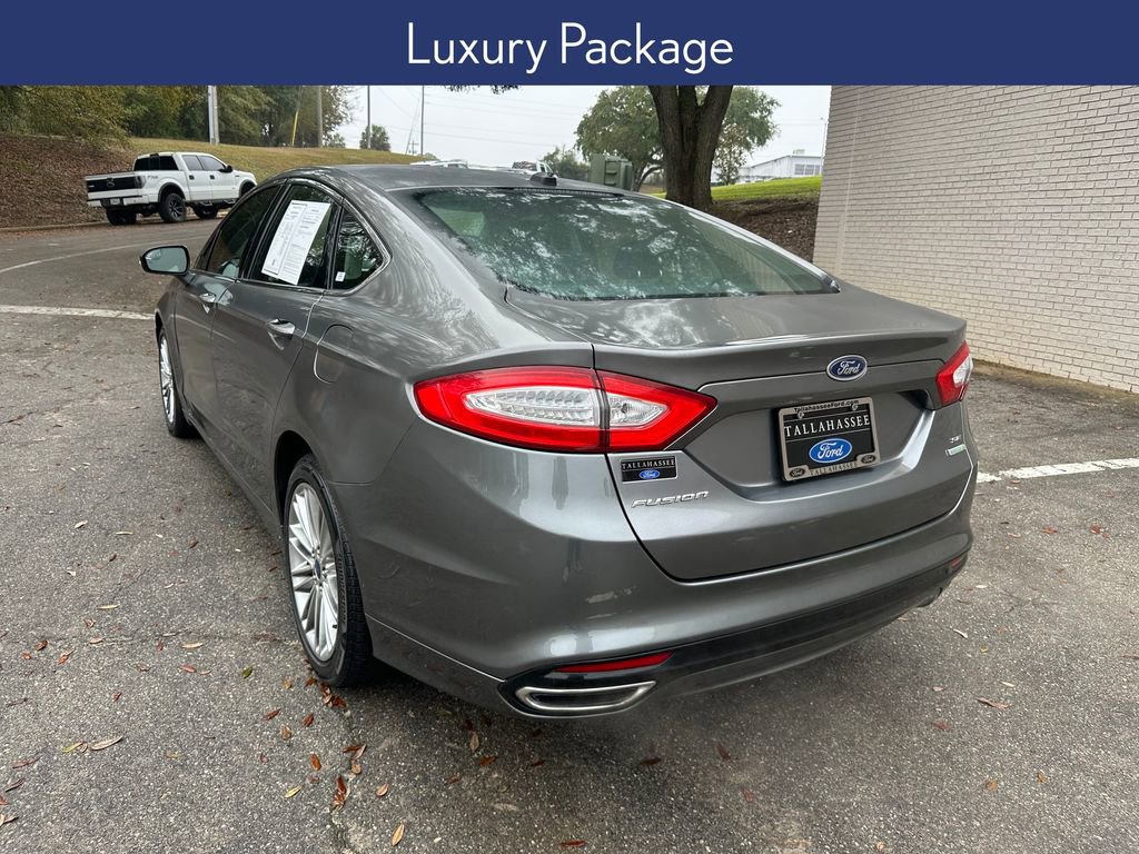 Used 2014 Ford Fusion SE w/ Equipment Group 202A image 3