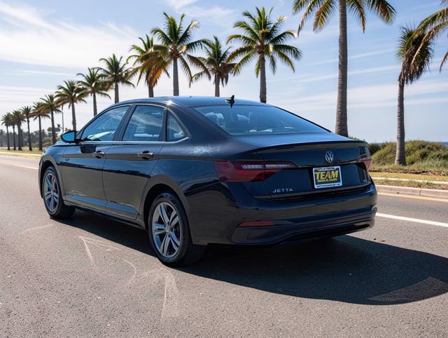 Used 2024 Volkswagen Jetta SE FWD image 7