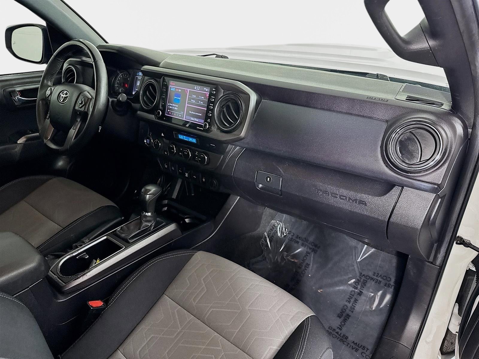 Used 2023 Toyota Tacoma TRD Sport w/ Advanced Technology Package image 27