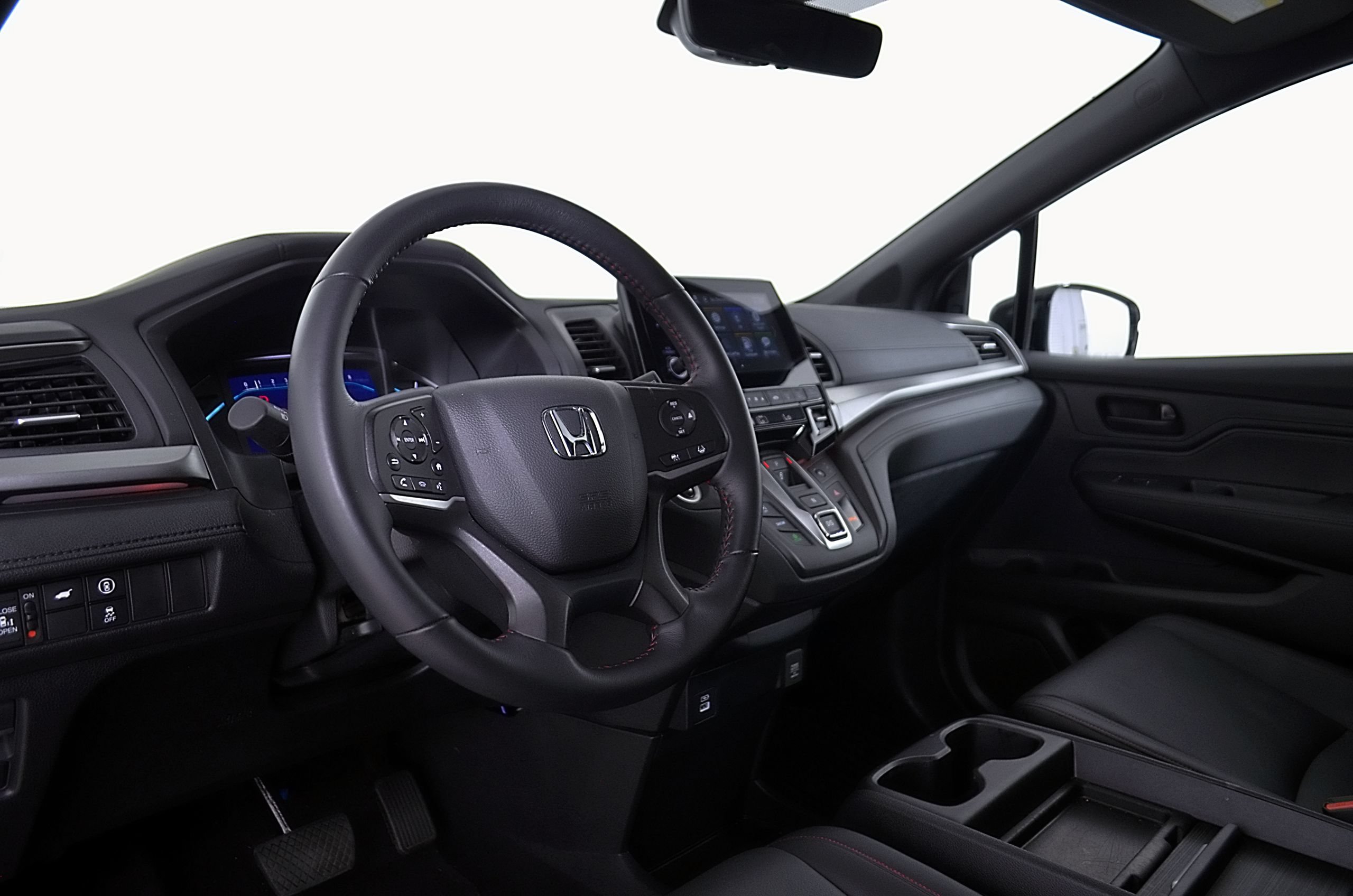 Used 2024 Honda Odyssey Sport image 14