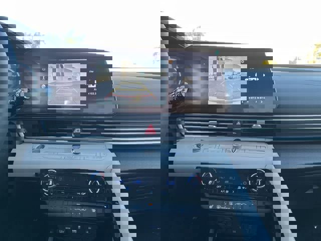 New 2026 Hyundai Elantra Limited image 10