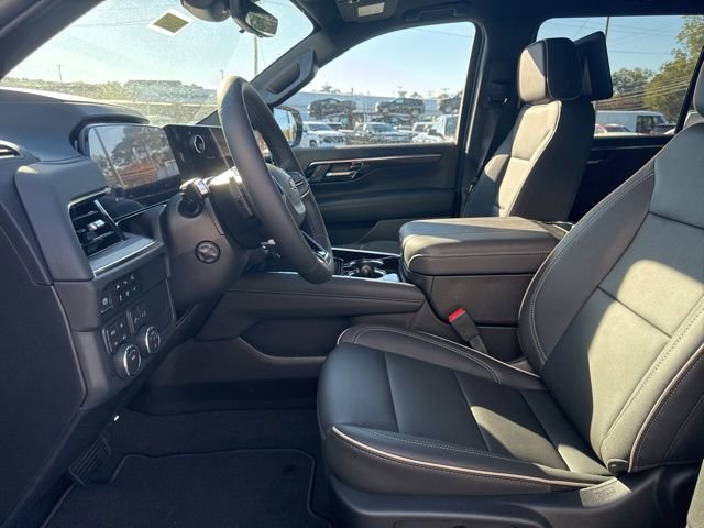 New 2026 Chevrolet Suburban Premier AWD/4WD image 13