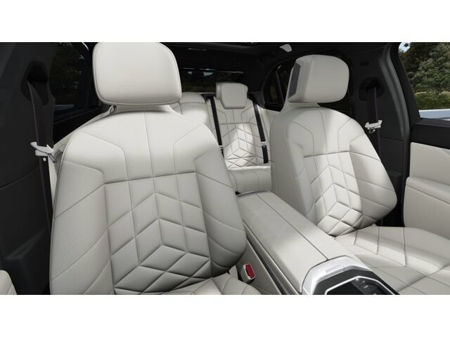 New 2026 BMW 760i xDrive w/ Executive Package AWD/4WD image 11
