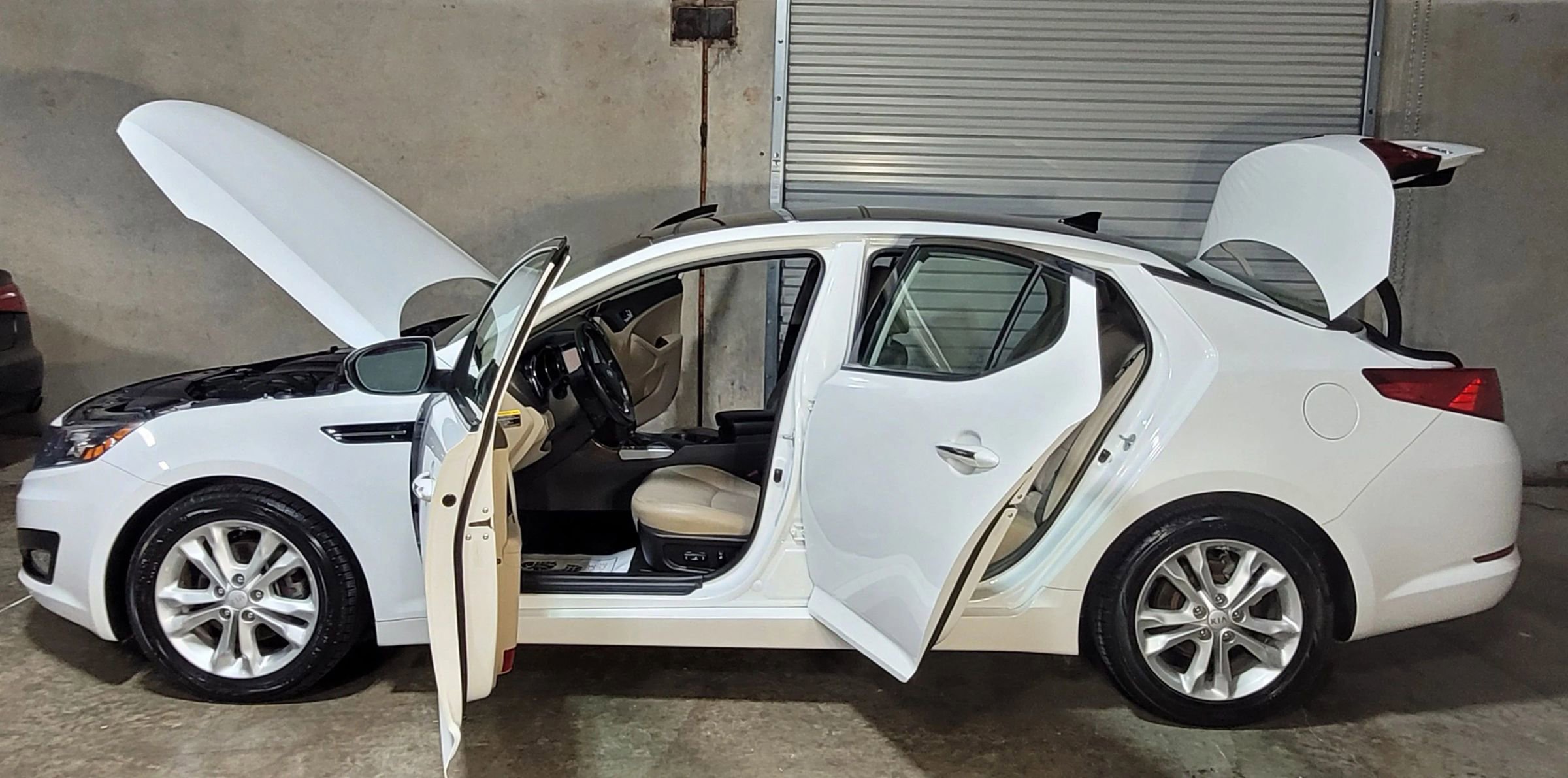 Used 2013 Kia Optima EX w/ Premium Pkg image 12