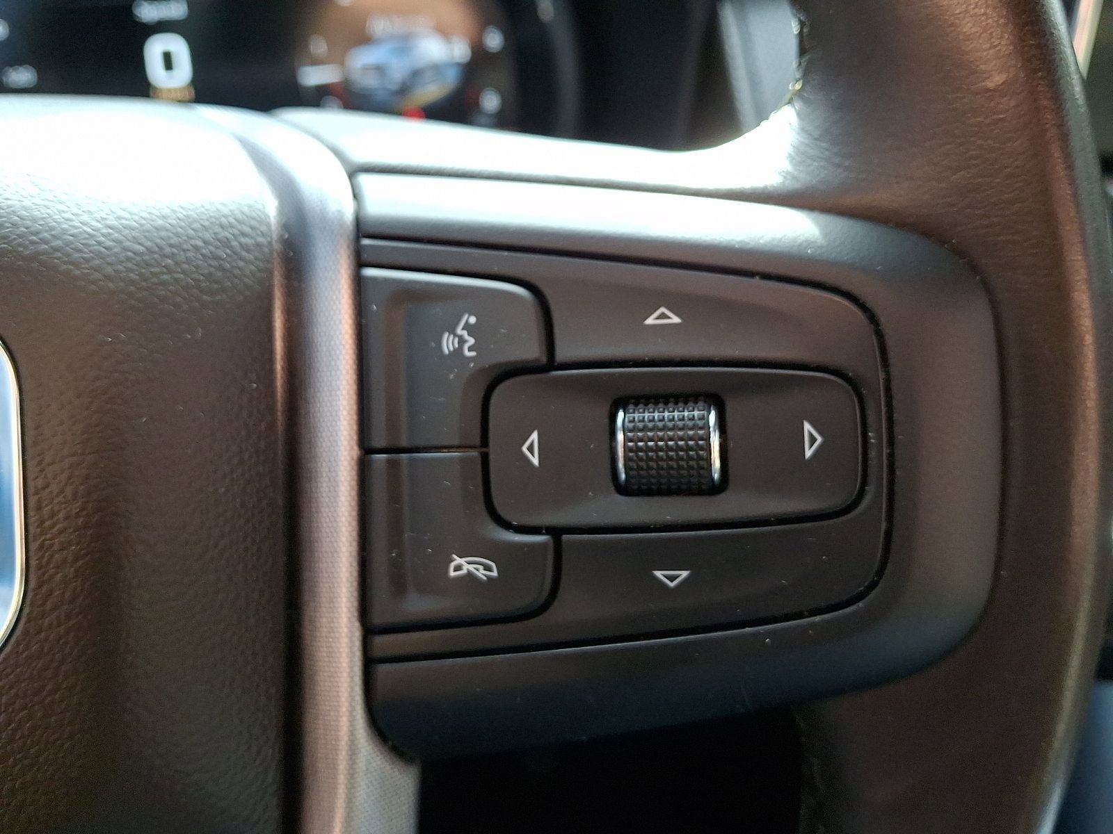 Used 2022 GMC Yukon SLT w/ SLT Luxury Package AWD/4WD image 23