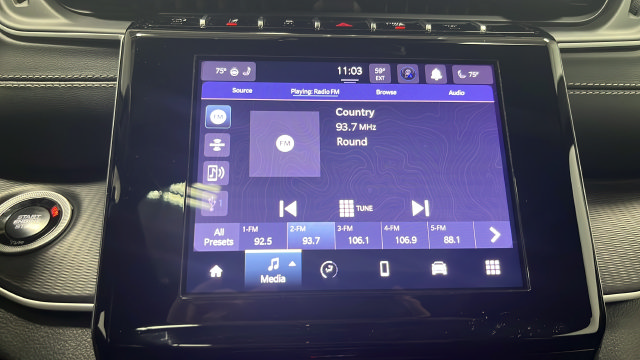 Certified 2025 Jeep Grand Cherokee L Laredo AWD/4WD image 15