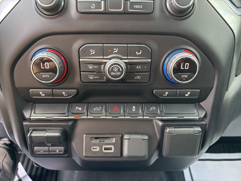 Used 2020 Chevrolet Silverado 2500 LT w/ All Star Edition image 27