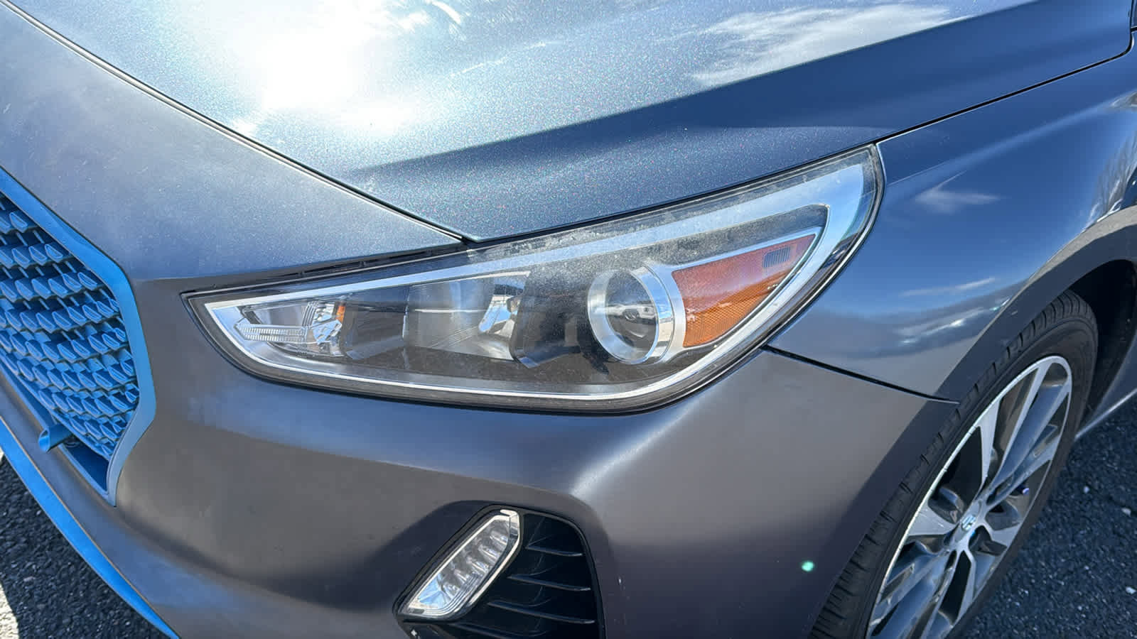 Used 2018 Hyundai Elantra GT image 9