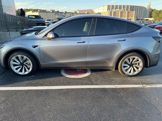 Used 2026 Tesla Model Y Long Range image 1