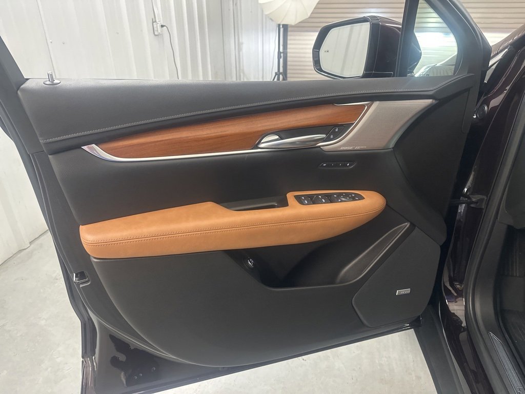 Used 2021 Cadillac XT5 Premium Luxury image 7
