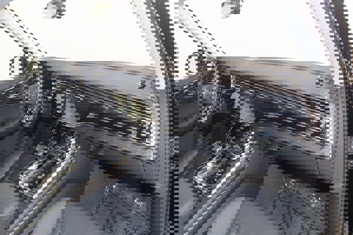 Used 2022 Audi Q7 Premium Plus w/ Premium Plus Package image 39