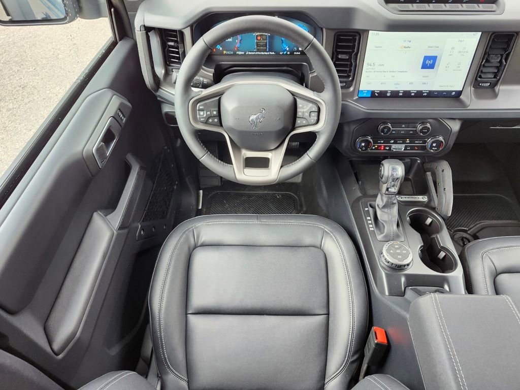 New 2025 Ford Bronco Badlands image 13